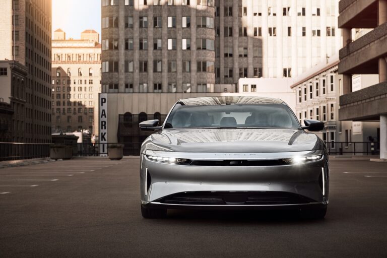Lucid gives temporary $7,500 “EV Credit” on select Air sedans