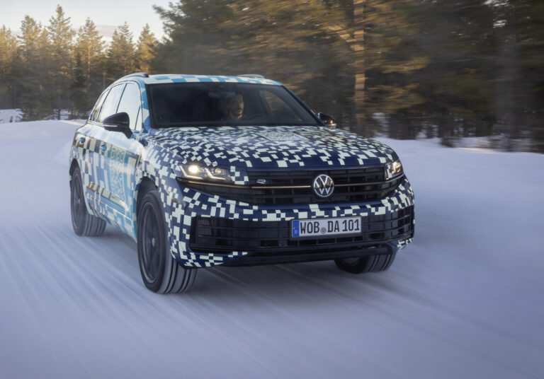 VW details updates for Touareg SUV