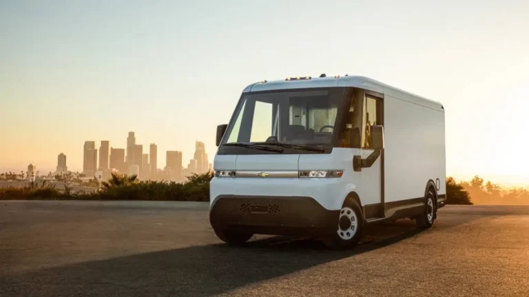 GM considering re-badging Hyundai commercial EVs for US