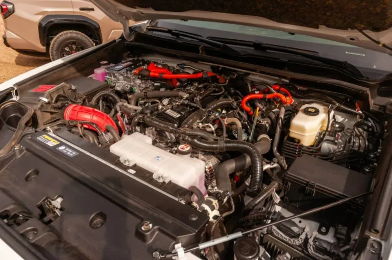 2025 Toyota 4Runner gets dragged into modern times