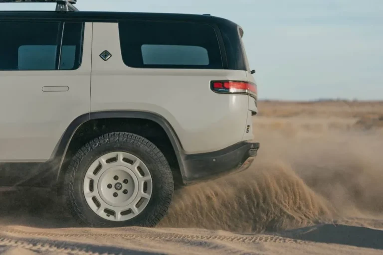 2025 Rivian California Dune Editions are ready to storm the desert