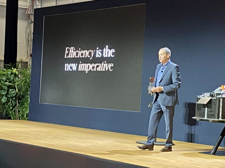 Lucid CEO Peter Rawlinson has stepped aside after Gravity launch