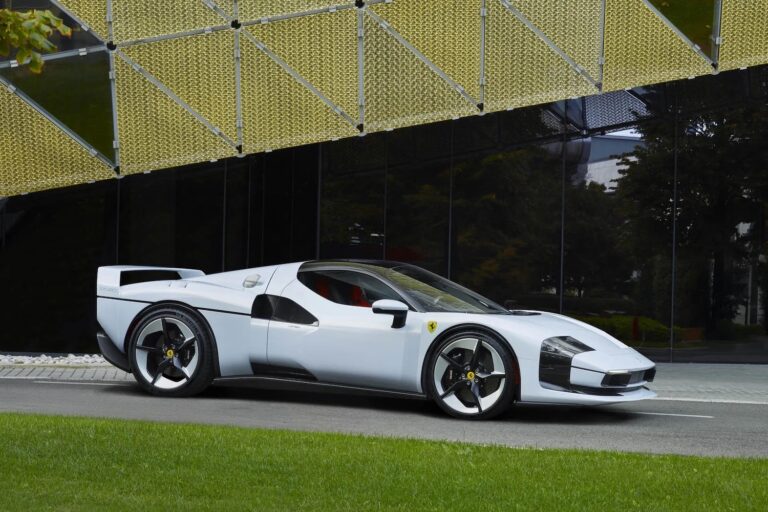 Ferrari SC40: A Modern Legend