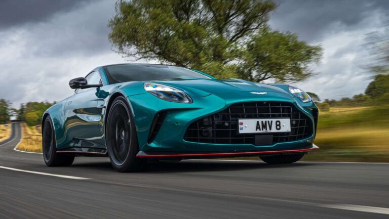 New Aston Martin Vantage S review: a wonderfully ferocious sports car