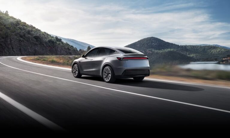 Tesla Full Self-Driving expands to another European country