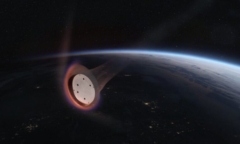 SpaceX just launched its secret Starfall saucer again